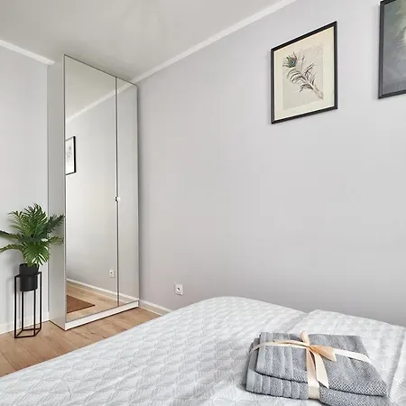 Kuznicza - 300m Main Square ~ Self Check-in 24h 아파트 브로츠와프